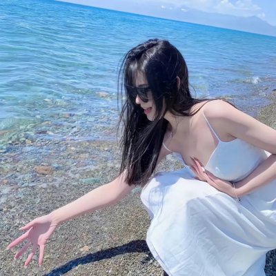 踉跄女孩